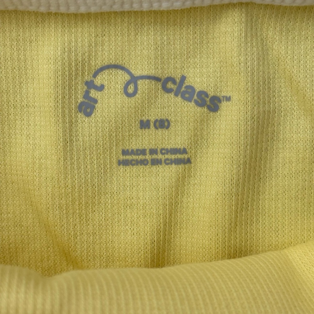 🌴 Yellow Ribbed Tank Top with Palm Tree Embroidery 🌞 - Picture 2 of 3